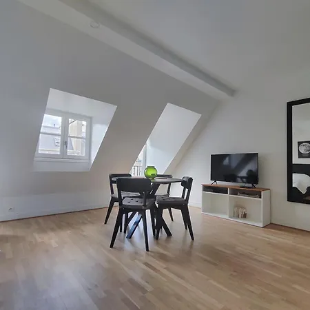 Apartmán Near Arc De Triomphe And Shopping *